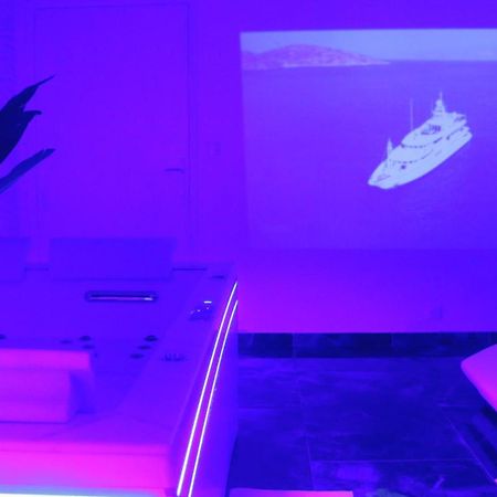 Dima Suite Jacuzzi Privatif Веден Экстерьер фото