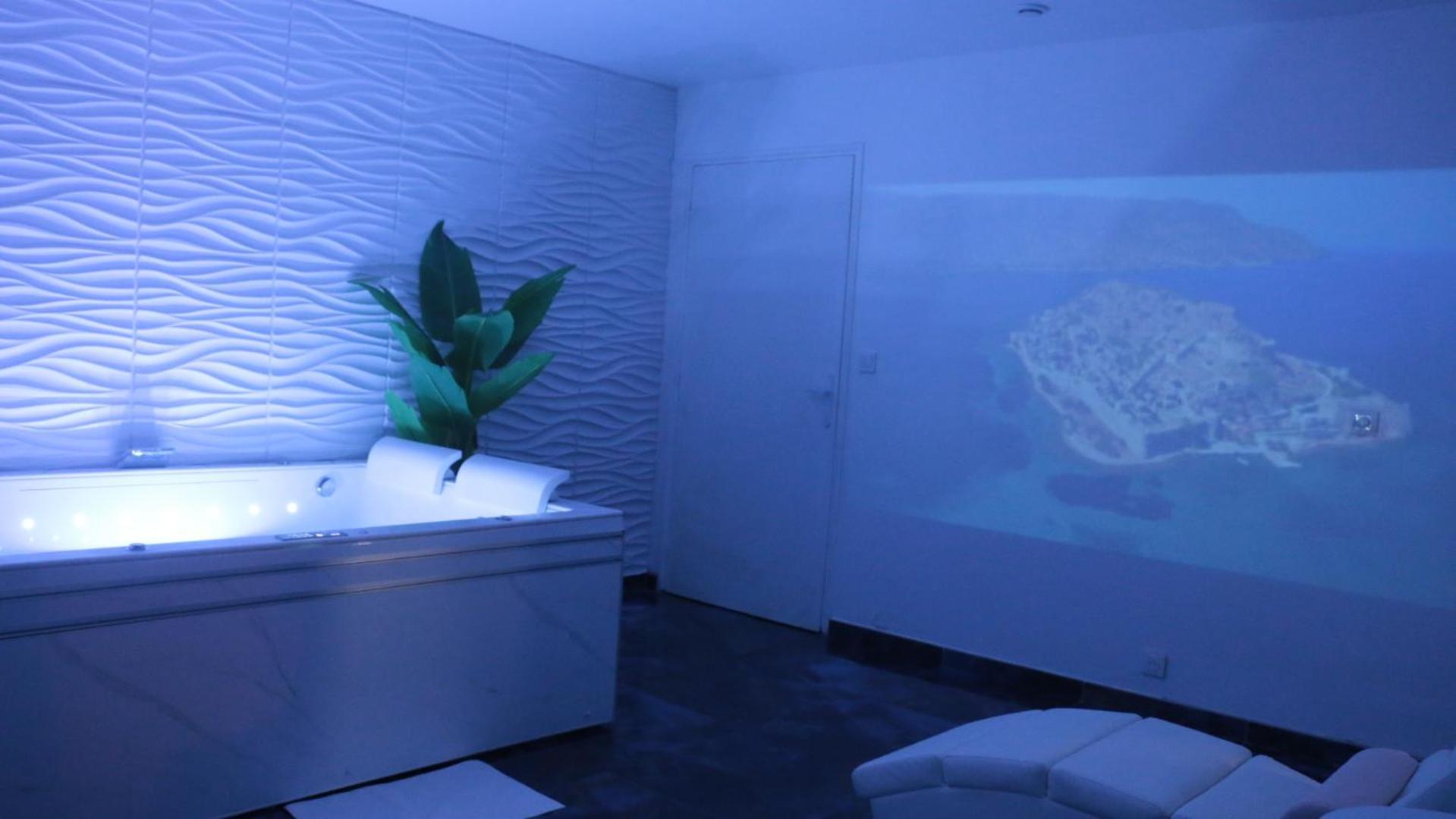 Dima Suite Jacuzzi Privatif Веден Экстерьер фото